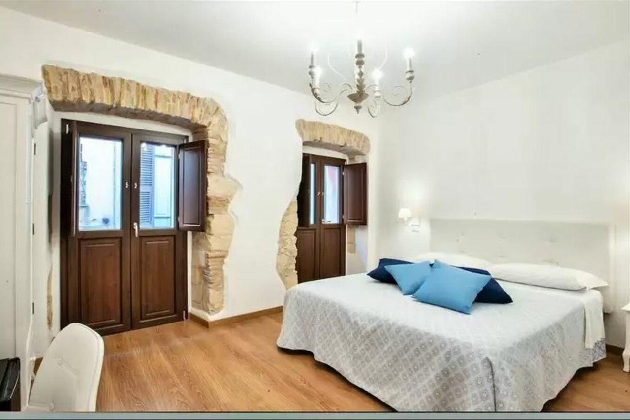 Baco B&B Каляри Екстериор снимка